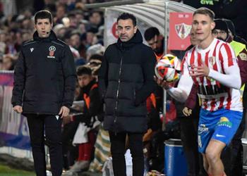 تشافي يعلق على إصابة إينيجو مارتينيز ويؤكد مباراة بارباسترو تعقدت بسببنا