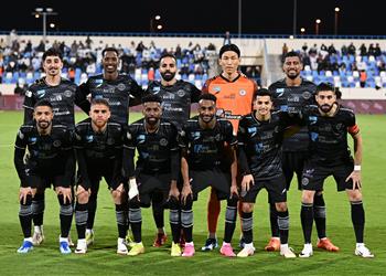 تقارير سعودية حارس الشباب على رادار الأهلي والوحدة