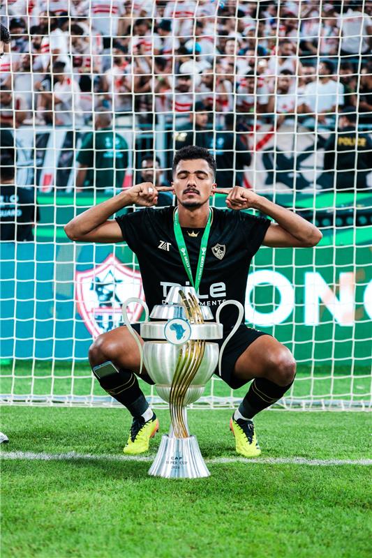 حسام عبد المجيد يوضح سر احتفاله في مباراة السوبر الإفريقي.. وسبب مشادته مع محمد عواد