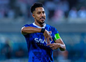 فيديو سالم الدوسري يسجل هدف الهلال الثالث أمام الشرطة