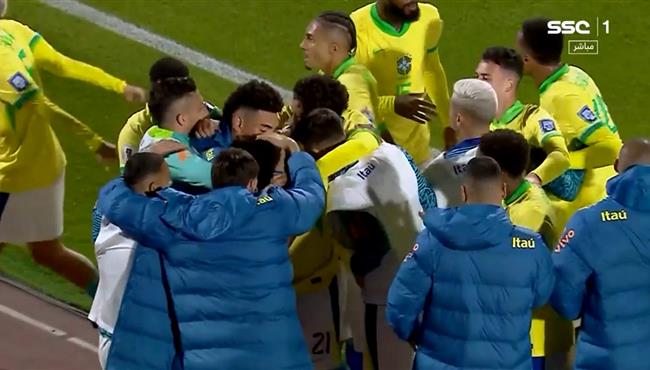 اهداف مباراة البرازيل وتشيلي 2 1 تصفيات كأس العالم