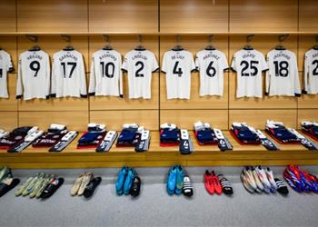 ذا صن حالة ذعر في مانشستر يونايتد بعد واقعة تجسس داخل أستون فيلا