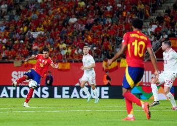 فيديو إسبانيا تخطف الصدارة من الدنمارك بفوز صعب في دوري الأمم الأوروبية