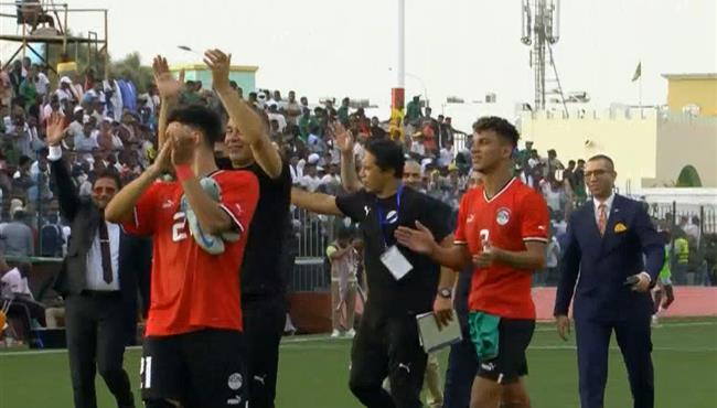 فرحة لاعبي منتخب مصر وحسام حسن بعد الفوز علي موريتانيا بتصفيات كاس امم افريقيا