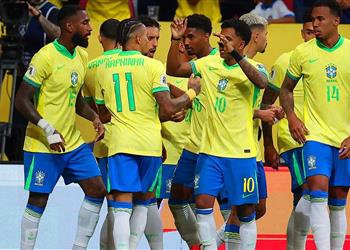 فيديو البرازيل تضرب بيرو برباعية وتدخل المربع الذهبي في تصفيات كأس العالم