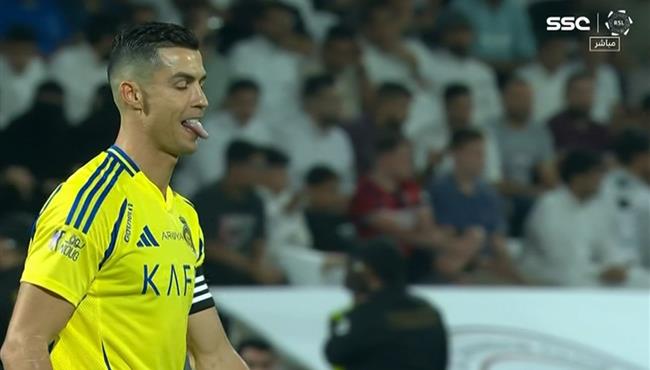 رونالدو يهدر فرصة هدف امام الشباب بالدوري السعودي