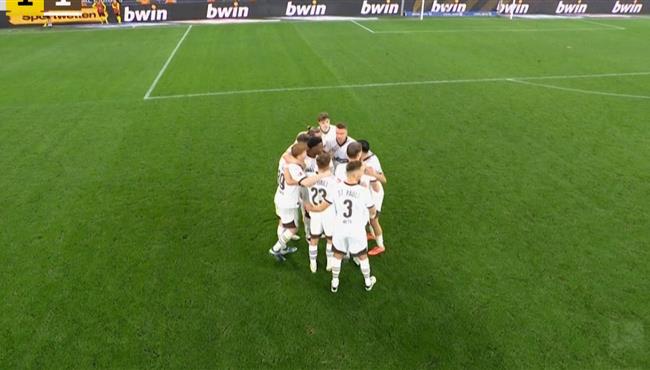 هدف سانت باولي الصاروخي في مرمي بوروسيا دورتموند بالدوري الالماني