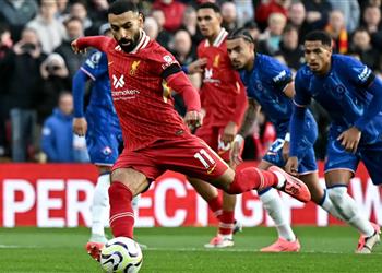 كاراجر محمد صلاح لديه سبب رئيسي لتوقيع عقد جديد مع ليفربول