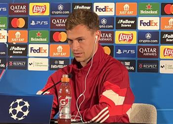 كيميش يثير الغموض بشأن موقفه من الانتقال إلى برشلونة ويعترف اللعب ضد فليك أمر غريب