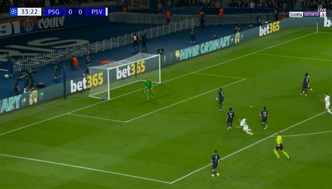 هدف ايندهوفن الاول في مرمي باريس سان جيرمان 1 0 دوري أبطال أوروبا