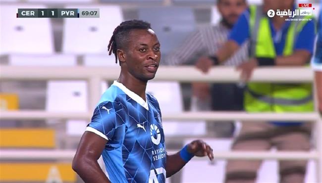 صديق اوجولا كاد ان يسجل هدف رائع امام سيراميكا كليوباترا بكأس السوبر المصري