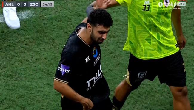 رد فعل زياد كمال لحظة تبديله في مباراة الاهلي والزمالك بنهائي السوبر المصري