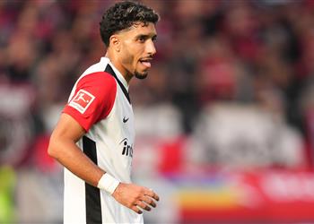 3 أندية أوروبية كبرى تنافس ليفربول على التعاقد مع عمر مرموش