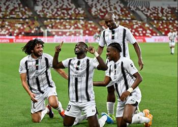 فيديو بمشاركة النني الجزيرة يهزم خورفكان برباعية في الدوري الإماراتي