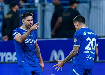 فيديو ميتروفيتش ي سجل هدف الهلال الأول أمام التعاون