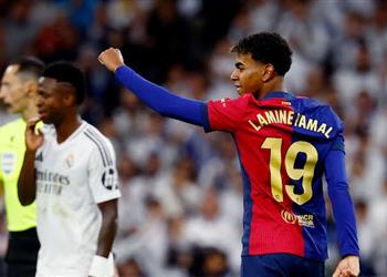 فيديو لامين يامال يسجل هدف برشلونة الثالث أمام ريال مدريد