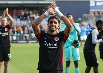 ماذا قدم عمر مرموش في مباراة آينتراخت فرانكفورت ويونيون برلين في الدوري الألماني