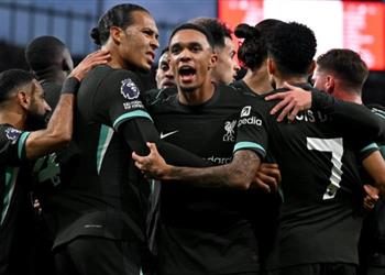ليس محمد صلاح جماهير ليفربول تختار رجل مباراة آرسنال