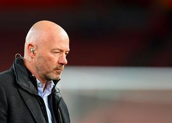 ينتظر تلك الفرصة شيرر يشيد بما فعله محمد صلاح في هدفه أمام آرسنال