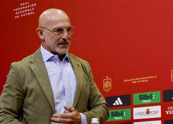 قائمة إسبانيا لمباراتي الدنمارك وصربيا في دوري الأمم الأوروبية ضم رباعي برشلونة