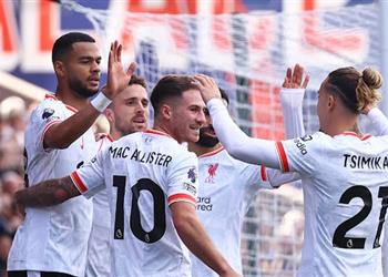 فيديو بمشاركة محمد صلاح ليفربول يتمسك بالصدارة بفوز صعب على كريستال بالاس في الدوري الإنجليزي