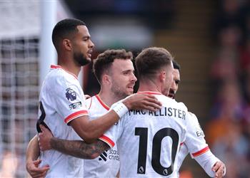بعد أليسون سلوت يعلن إصابة لاعب ليفربول في مباراة كريستال بالاس