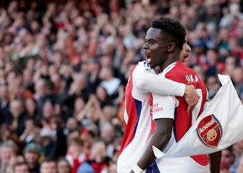 فيديو آرسنال يقلب الطاولة على ساوثهامبتون بثلاثية في الدوري الإنجليزي