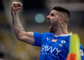 فيديو ميتروفيتش يسجل هدف تعادل الهلال أمام الأهلي