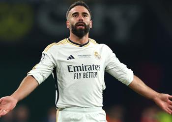 طبيب فيفا يوضح مدى خطورة إصابة كارفاخال ومدة غيابه المتوقعة