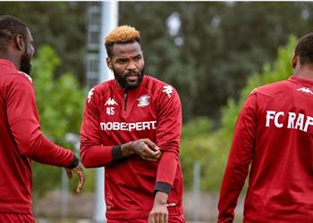 مدرب رابيد بوخارست يوجه ضربة موجعة لـ الزمالك بشأن بوبيندزا