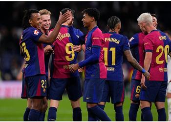 شكوك حول جاهزية لاعب برشلونة للديربي أمام إسبانيول