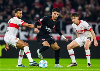 رجل مباراة فرانكفورت وشتوتجارت في الدوري الألماني