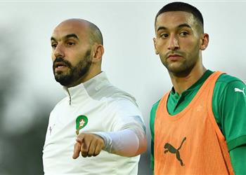 الركراكي يوضح سبب استبعاد حكيم زياش من معسكر المغرب ويؤكد نايف أكرد استثناء