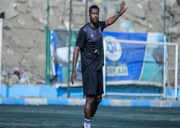 منهم لاعب الأهلي محامي المتضررين علي غزال متهم بعمليات نصب وقرر أحدهم الاعتزال بسببه