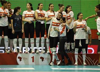 رغم تتويج الأهلي بالثلاثية لماذا فازت طائرة الزمالك بجائزة أفضل فريق نسائي 2024