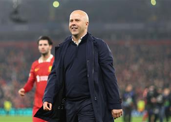 ليفربول يسعى لتنفيذ رغبة سلوت والتعاقد مع هدف آرسنال