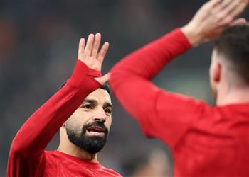 محمد صلاح يسخر من روبرتسون بسبب واقعة في تدريبات ليفربول