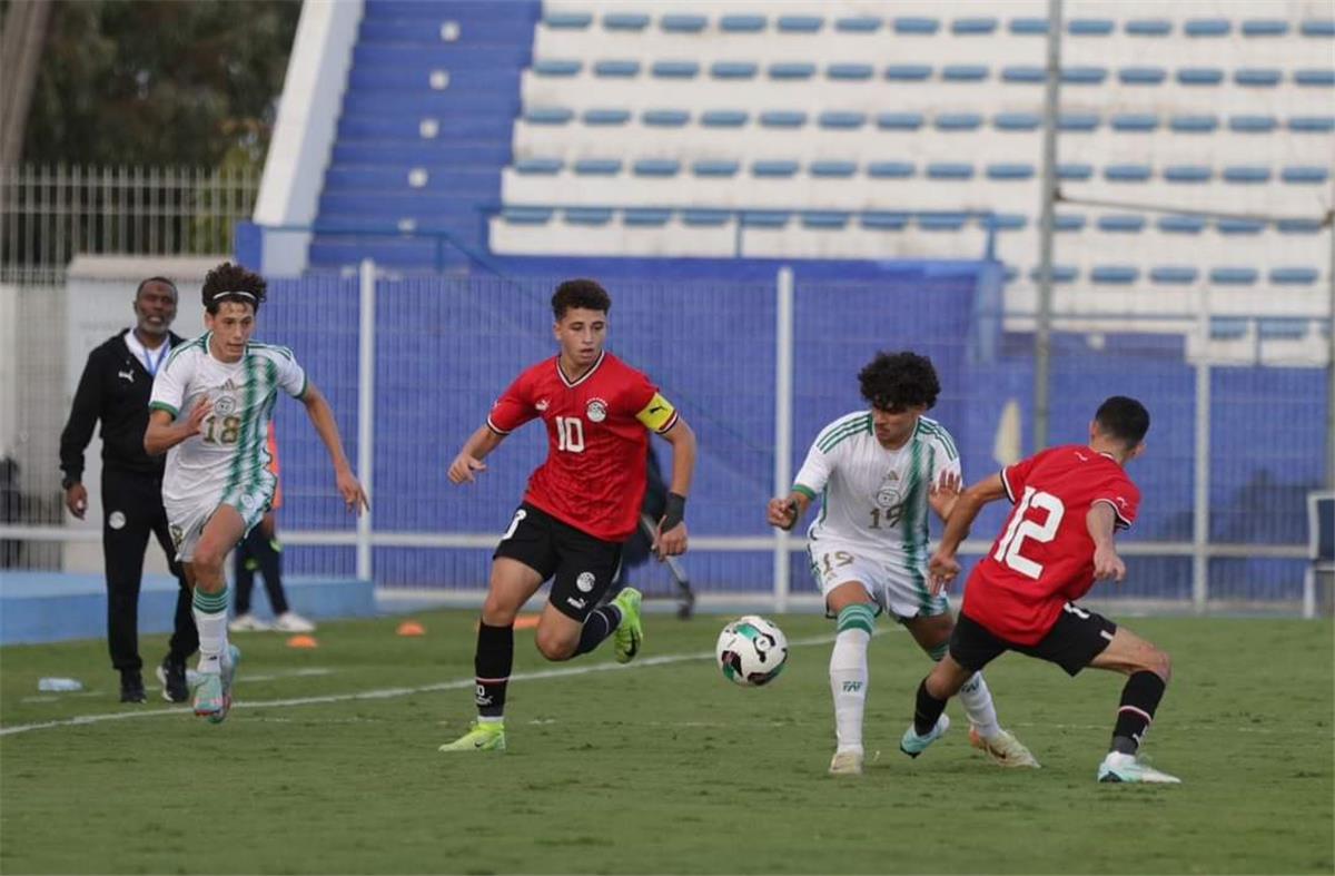 فيديو | منتخب مصر يفوز على الجزائر بثنائية في بطولة شمال إفريقيا تحت 17 عامًا