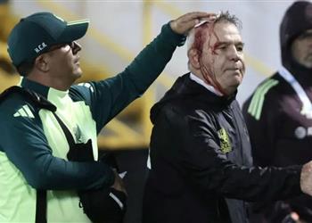 فيديو أجيري يتعرض لاعتداء وإصابة بنزيف في الرأس بعد خسارة المكسيك أمام هندوراس