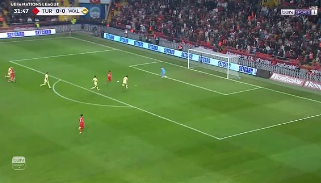 لاعب تركيا يهدر هدف محقق امام ويلز بدوري الامم الاوروبية