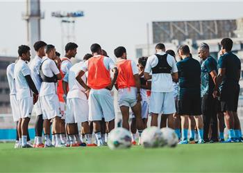 مران الزمالك جلسة خاصة مع اللاعبين وعودة زيزو قبل مواجهة المصري