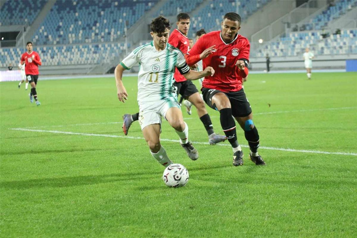 فيديو | منتخب الجزائر يُسجل هدف التعادل أمام مصر في الوقت القاتل