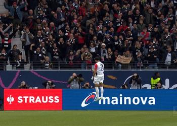 فيديو ماذا قدم عمر مرموش في مباراة آينتراخت فرانكفورت وبوخوم بـ الدوري الألماني