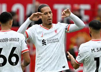 صورة ليفربول ي لمح لمستقبل محمد صلاح وفان دايك وأرنولد