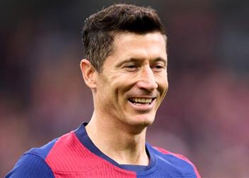 رغم مكالمة فيرجسون ليفاندوفسكي يكشف كواليس فشل انضمامه إلى مانشستر يونايتد في 2012