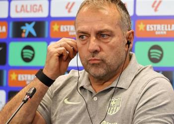 فليك سأوجه سؤالا جيد ا للاعبي برشلونة بشأن لامين يامال وهزائم الفريق