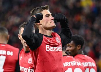 هاتريك شيك يقود باير ليفركوزن لاكتساح هايدنهايم ودورتموند يقسو على فرايبورج برباعية