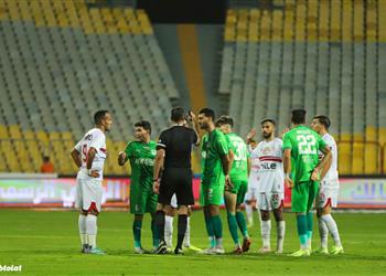 أحمد الشناوي يوضح مدى أحقية الزمالك في ركلة جزاء أمام المصري