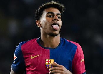 سبورت توضح موقف لامين يامال من مباراة برشلونة وبريست في دوري أبطال أوروبا