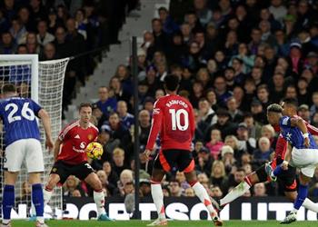 فيديو الاختبار الأول لـ أموريم إيبسويتش تاون يفرض التعادل على مانشستر يونايتد في الدوري الإنجليزي